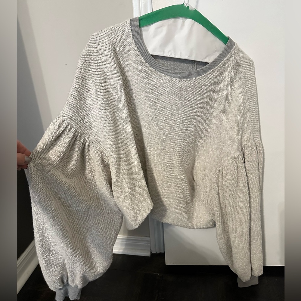 FREE PEOPLE BOHO WOOL TOWEL CREAM AND GREY TOWEL CROP TOP SWEATER WIDE SLEEVES
